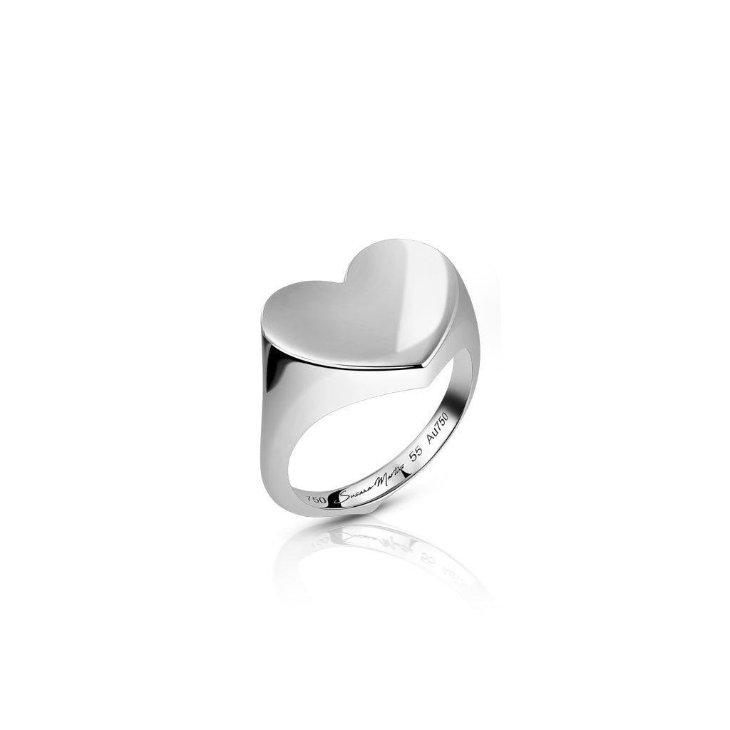 The Amor Signet Ring in Yellow Gold-7