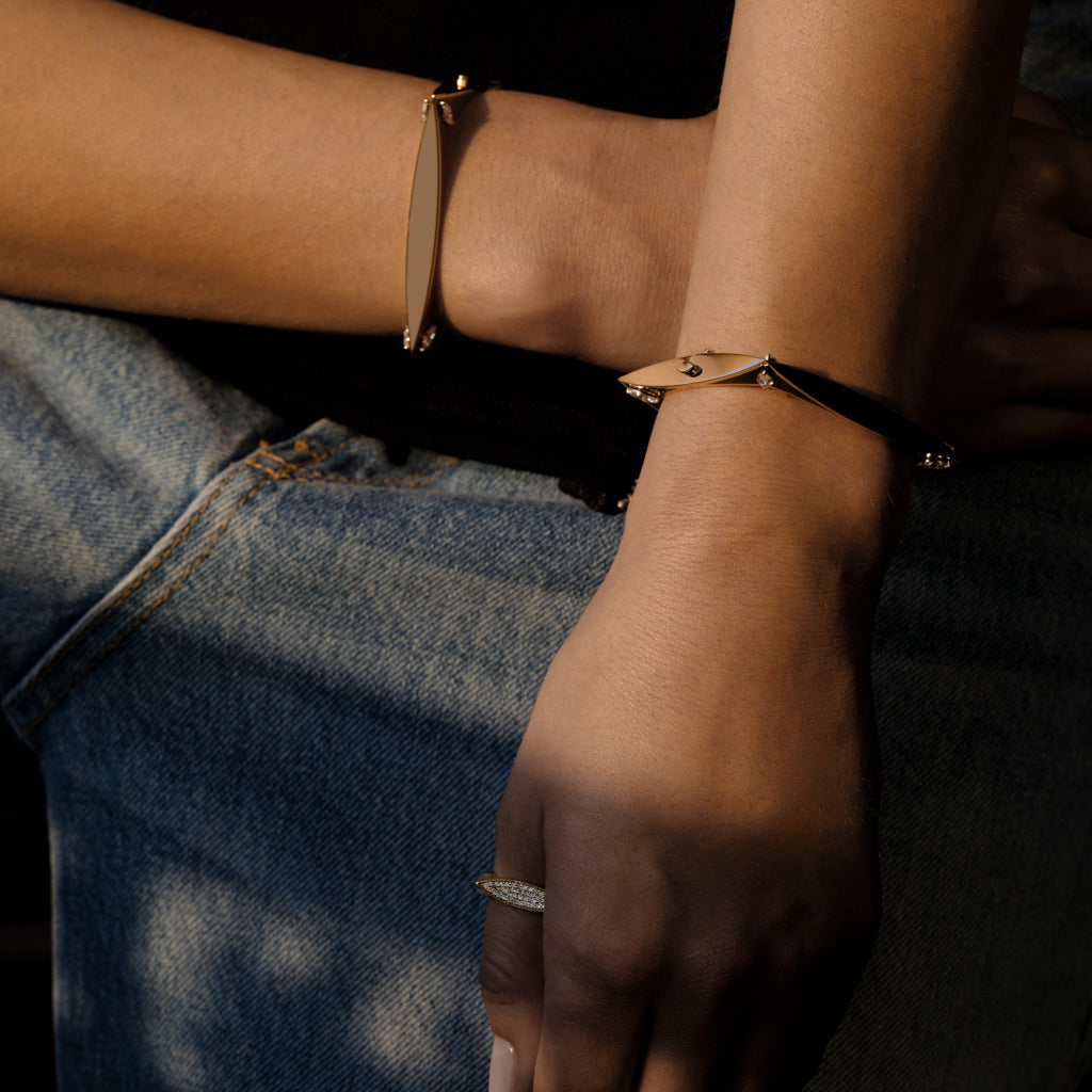 Les Marchioness Bangle in Chocolat Noir