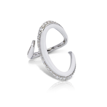Calatrava Crayon Strokes Ring crafted in white gold with diamond accents, showcasing a modern and elegant design.